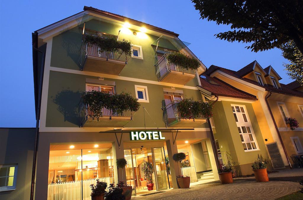 Hotel Am Marktplatz - Landgasthof Wratschko - Gamlitz Dış mekan fotoğraf